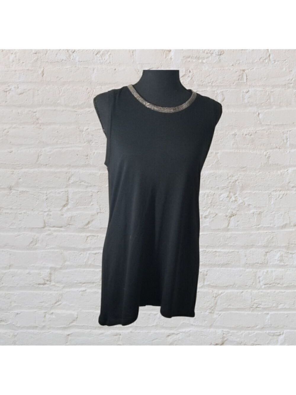 Women's Black Sleeveless Top with embellished neckline (c1b2-1)